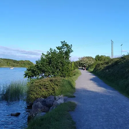 Lägenhet Riverside Retreat Galway