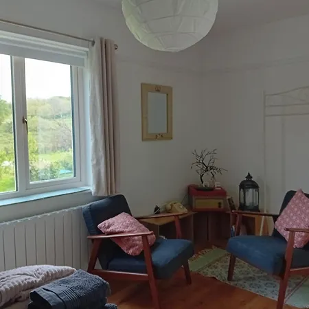 Galway Riverside Retreat *