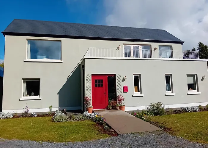 Galway Riverside Retreat アパート